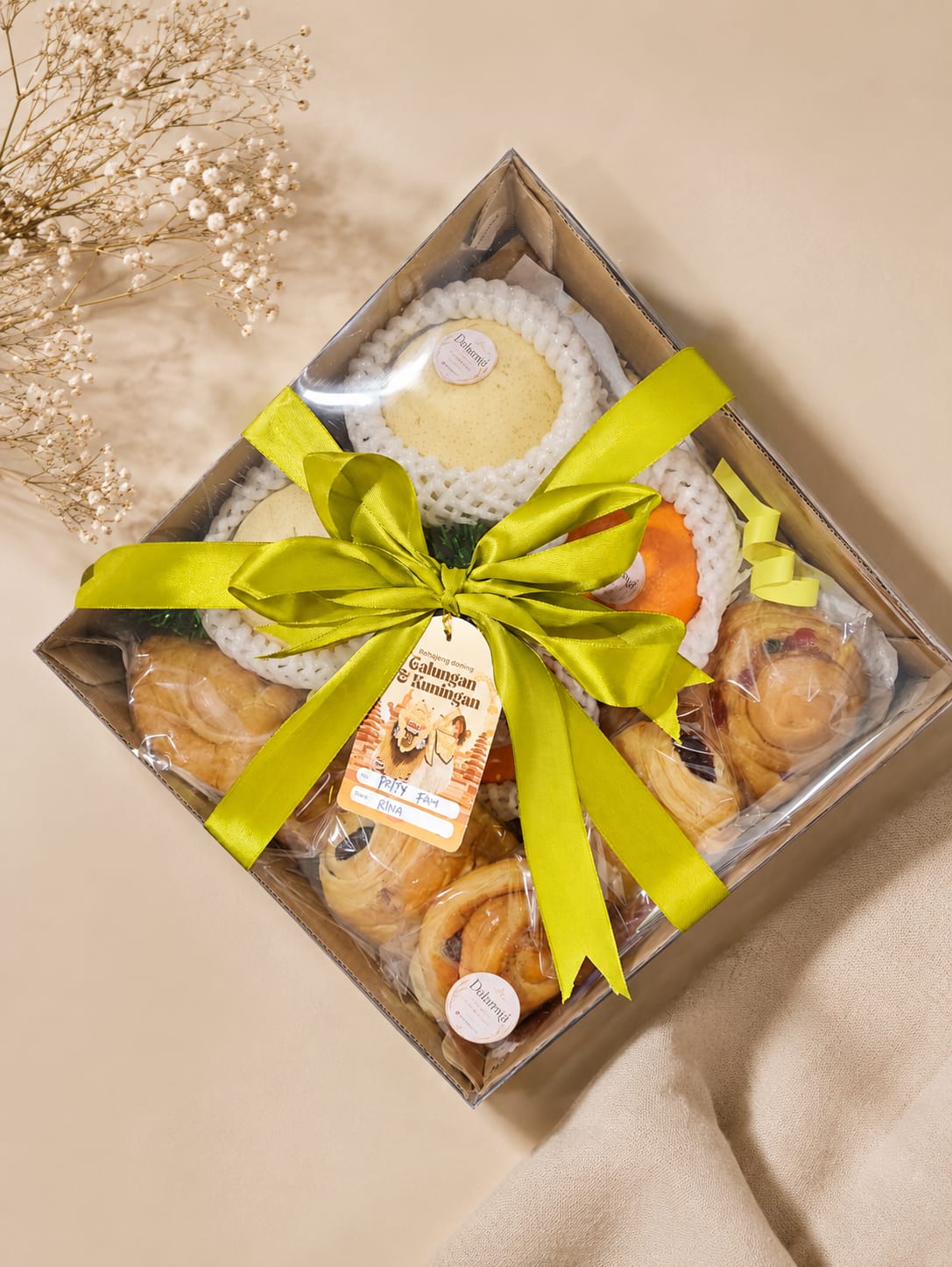 Delanswit hampers